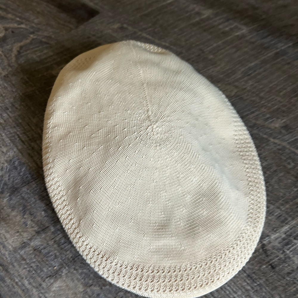 Kangol Cream Beret Hat Textured Knit Accessory